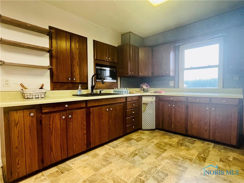 8792 Glenburg Road Defiance, OH 43512 - Photo 12 of 22 Gallery Image 12