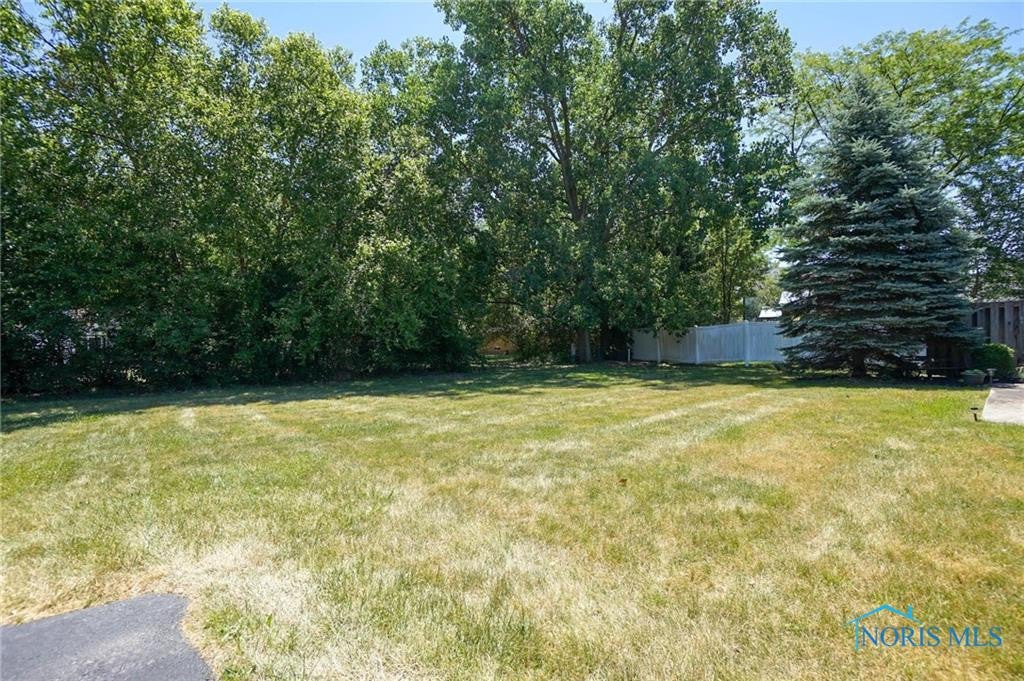 1050 Fox Run Road, Unit 2 Findlay, OH 45840 - Photo 29 of 30 Gallery Image 29