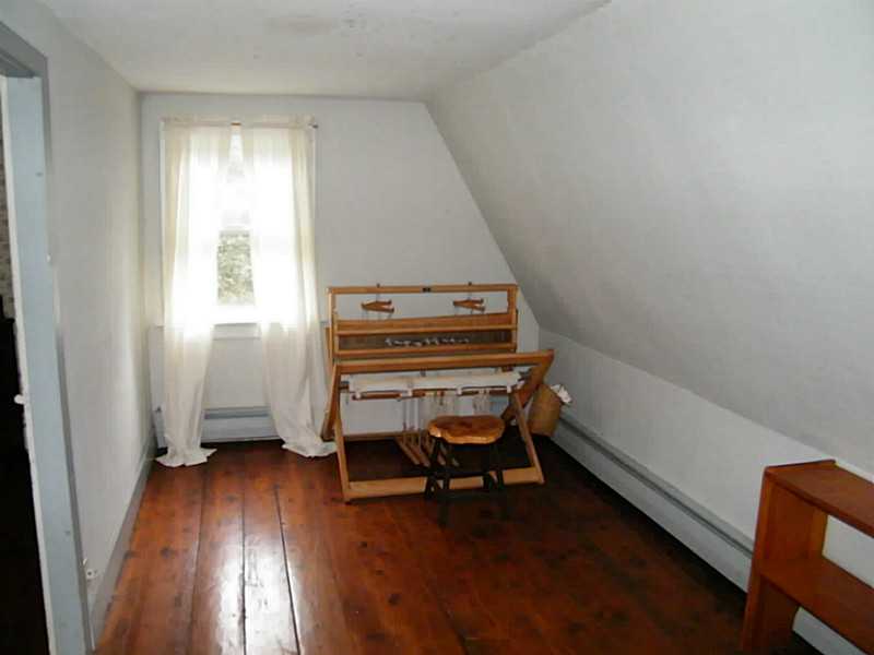 67 Wilbur Road Lincoln, RI 02865 - Photo 20 of 24 Other. SITTING ROOM