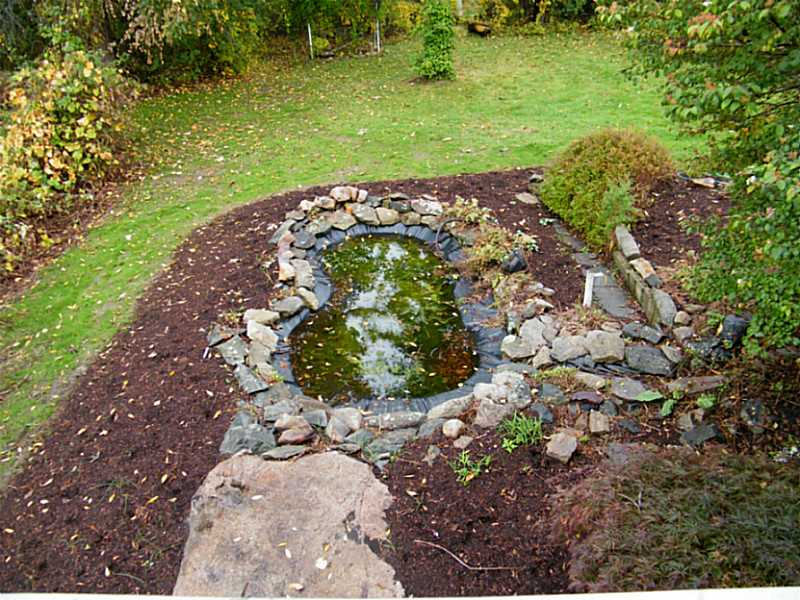 67 Wilbur Road Lincoln, RI 02865 - Photo 23 of 24 Yard/Garden.