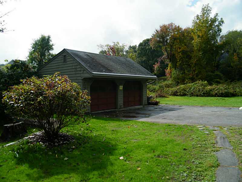67 Wilbur Road Lincoln, RI 02865 - Photo 24 of 24 Parking Lot/Garage.