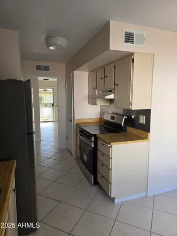 $1,600 | 9714 West Mockingbird Drive, Sun City, AZ 85373