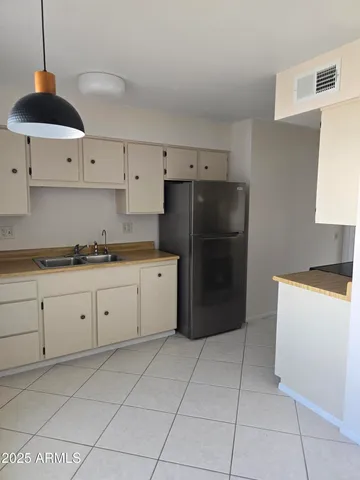 $1,600 | 9714 West Mockingbird Drive, Sun City, AZ 85373