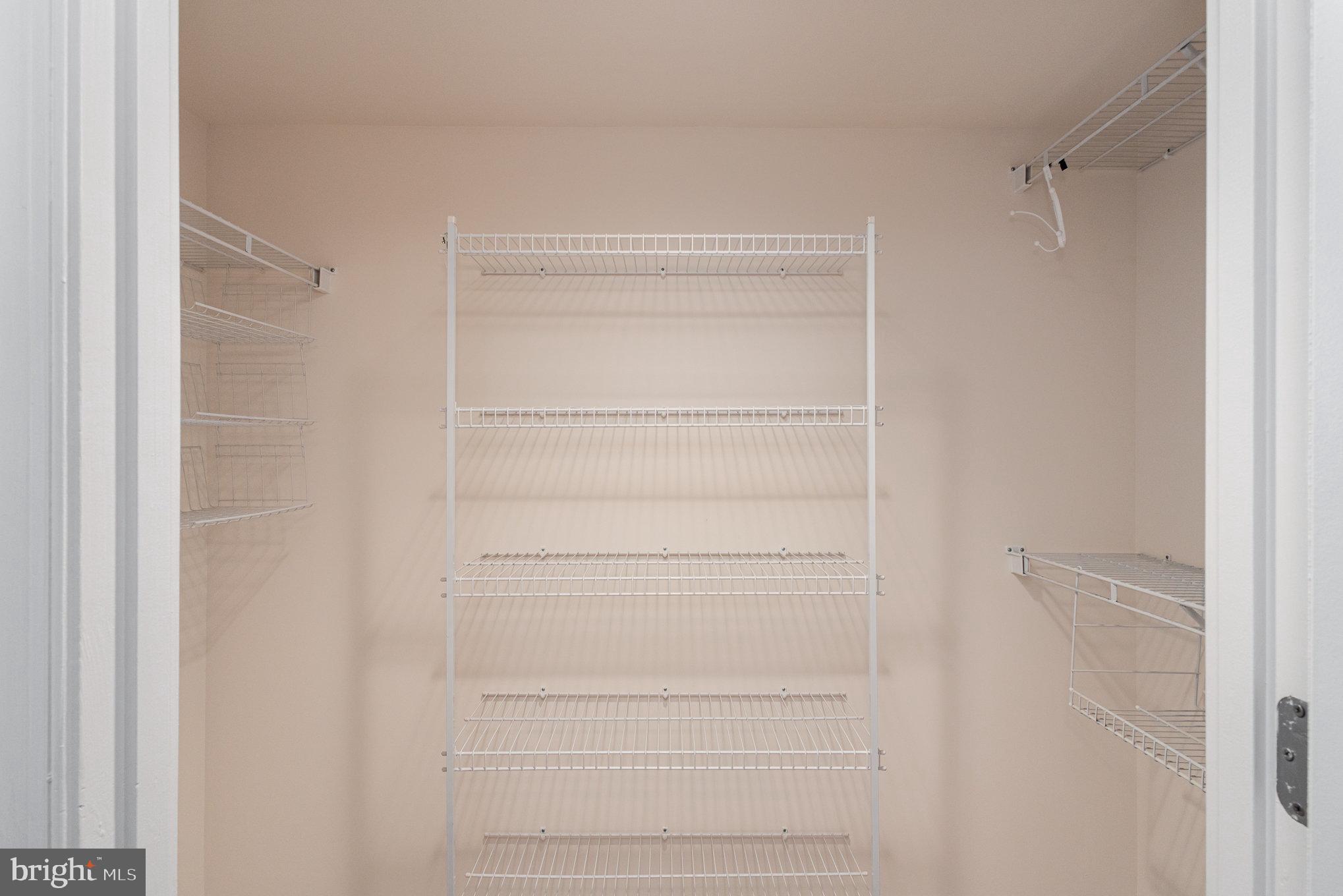 11800 Sunset Hills Road, Unit 619 Reston, VA 20190 - Photo 20 of 39 Walk-in closet