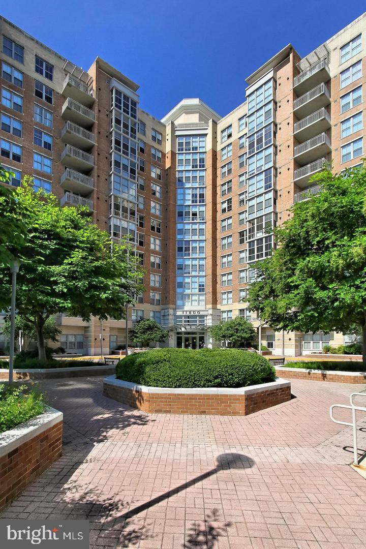 11800 Sunset Hills Road, Unit 619 Reston, VA 20190 - Photo 4 of 39 Gallery Image 4