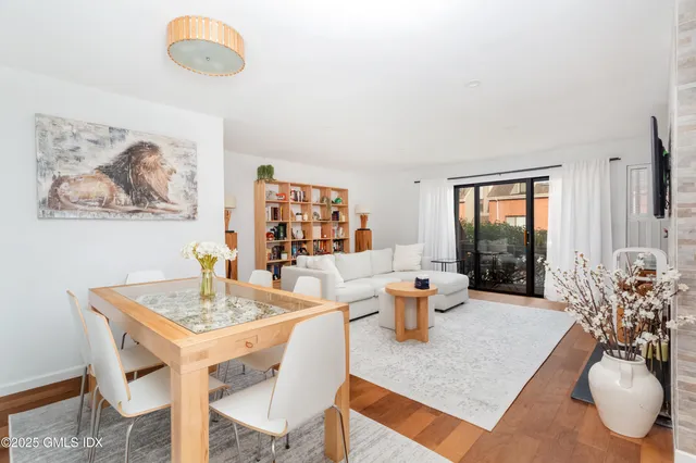 $819,000 | 9 River Road, Unit 411, Cos Cob, CT 06807