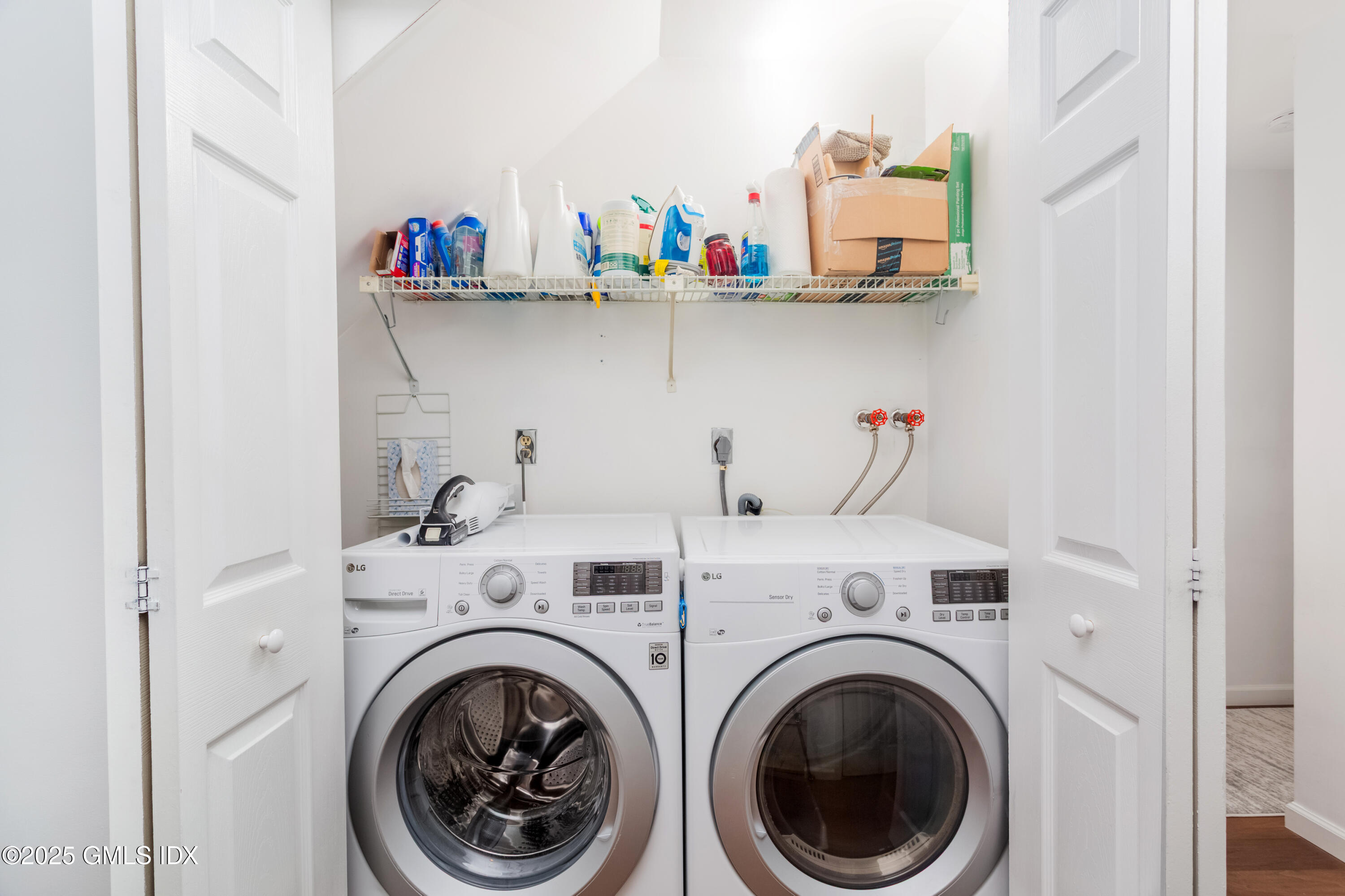 9 River Road, Unit 411 Cos Cob, CT 06807 - Photo 17 of 25 River_007