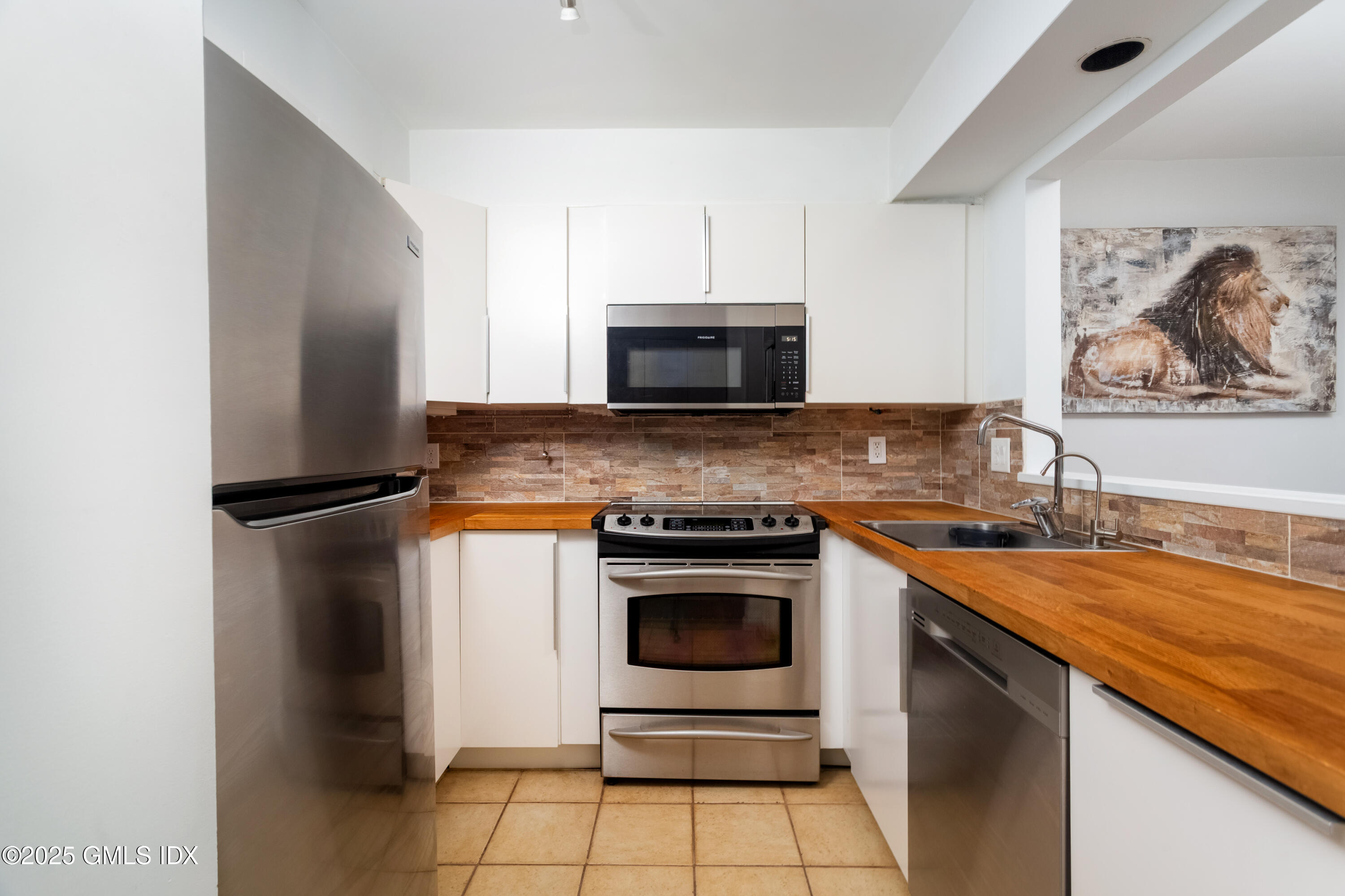 9 River Road, Unit 411 Cos Cob, CT 06807 - Photo 9 of 25 River_009