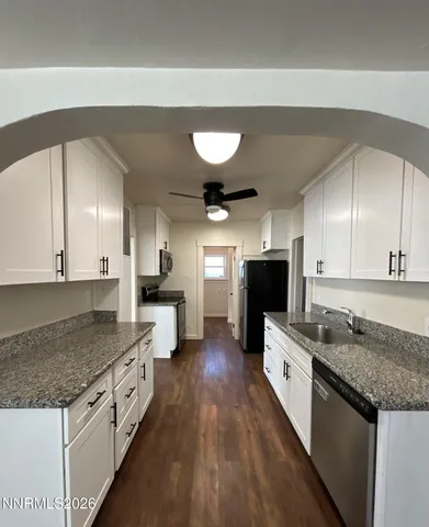 $1,550 | 512 C Street, Sparks, NV 89431