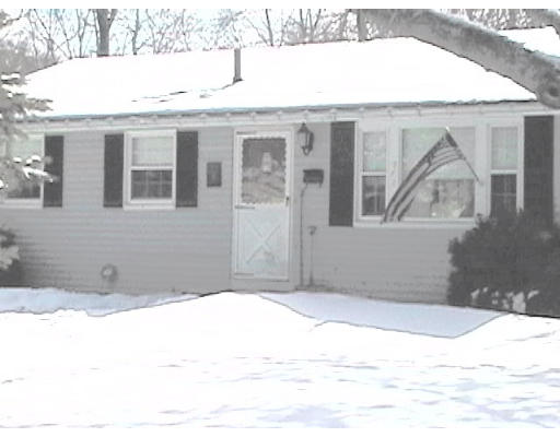 264 Levin Road Rockland, MA 02370 - Photo 4 of 5 Gallery Image 4