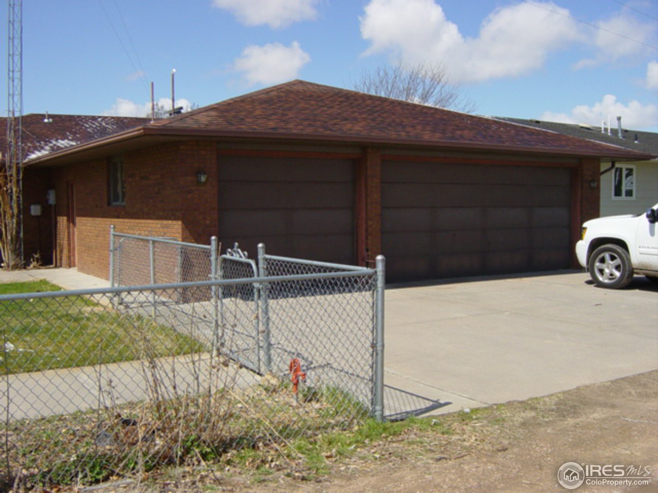 1703 Robin Road Sterling, CO 80751 - Photo 23 of 24 3 Car Garage