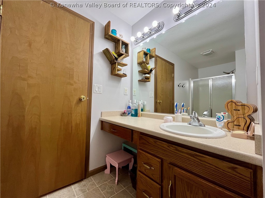 11180 Tribble Road Leon, WV 25123 - Photo 44 of 50 Gallery Image 44