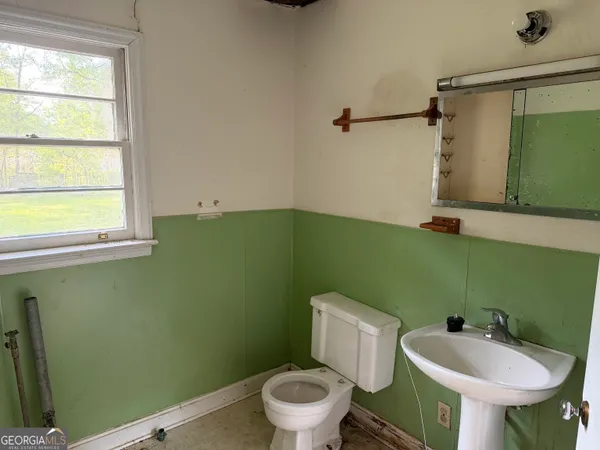 $125,000 | 321 S Highway, Covington, GA 30016