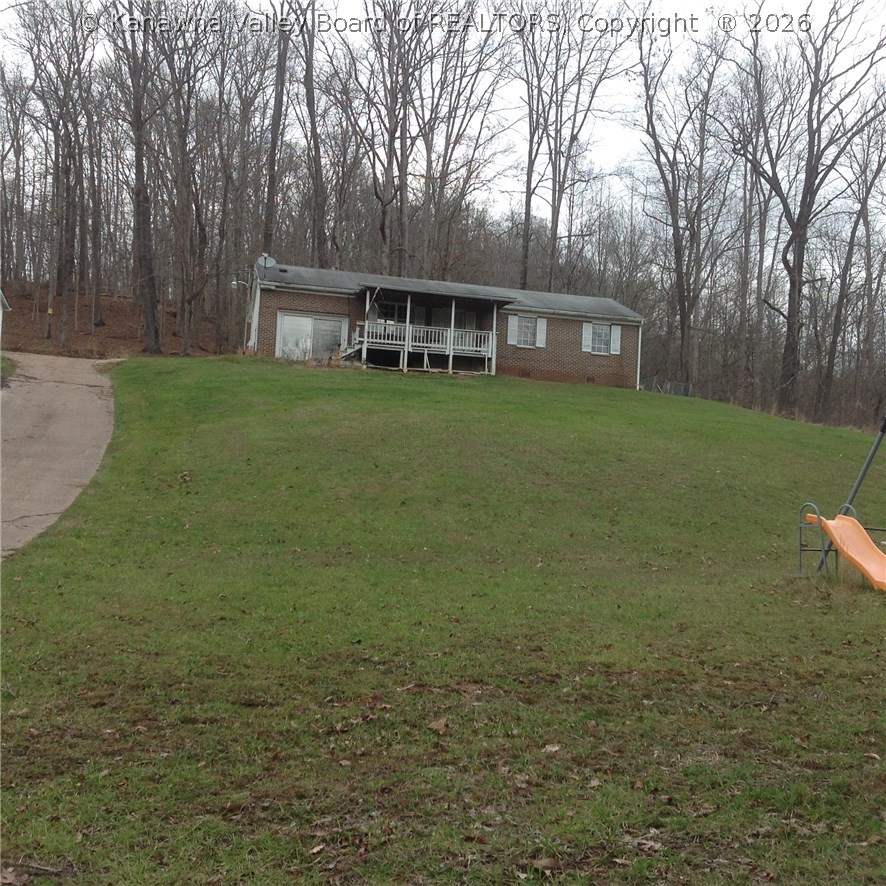42 Brian Lane Elkview, WV 25071 - Photo 2 of 16 Gallery Image 2