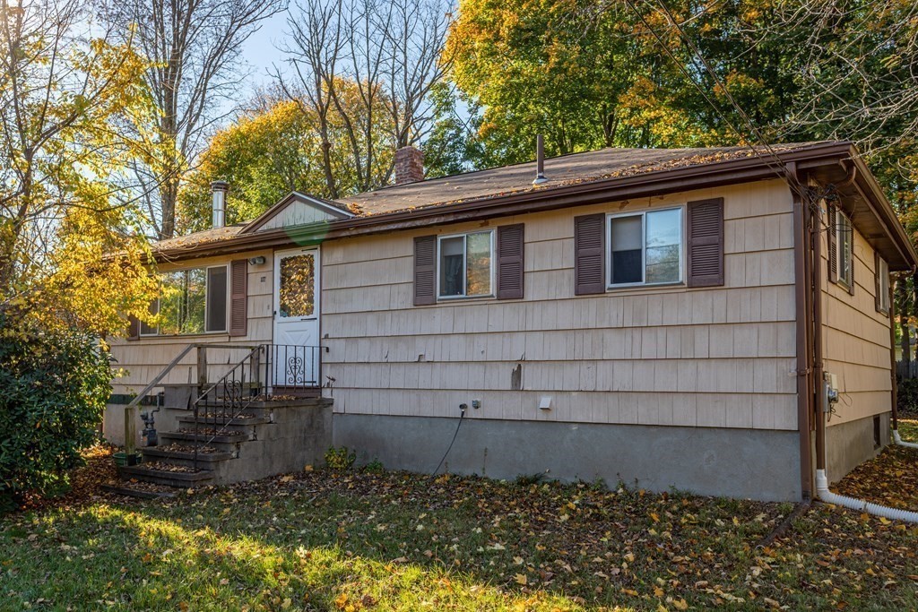 117 Conrad Road Marlborough, MA 01752 - Photo 1 of 32 Gallery Image 1