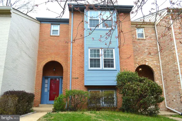 $929,000 | 1968 Hopewood Drive, Falls Church, VA 22043