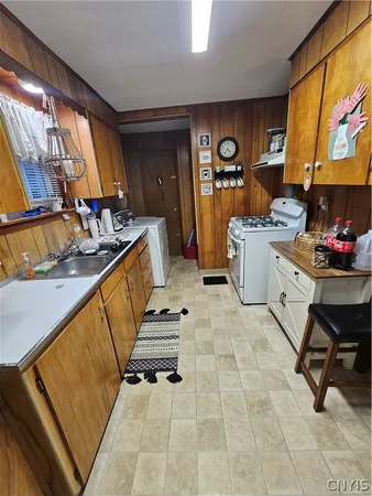 $194,900 | 12-14 Howard Street, Auburn, NY 13021