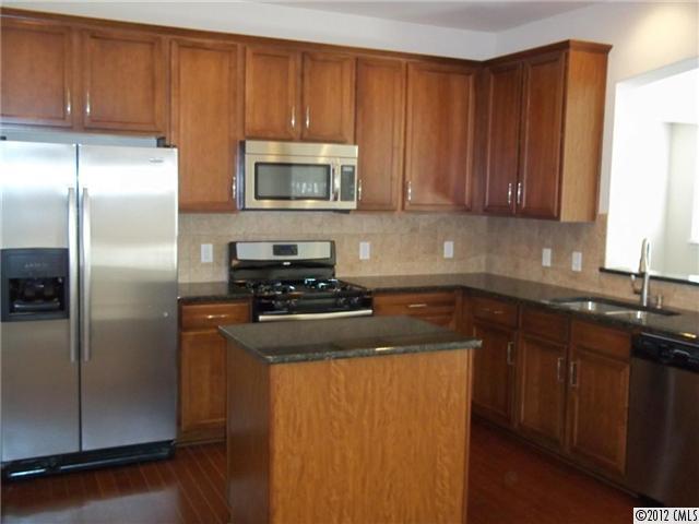7142 Maricopa Road, Unit 231 Charlotte, NC 28277 - Photo 2 of 14 Gallery Image 2