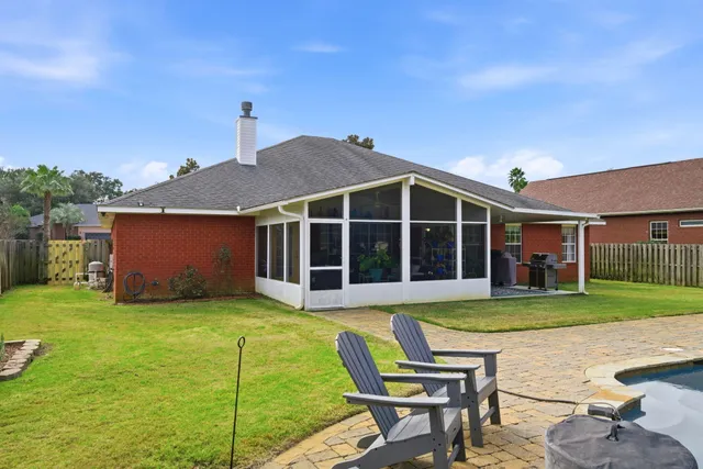 $660,000 | 1635 Woodlawn Way, Gulf Breeze, FL 32563