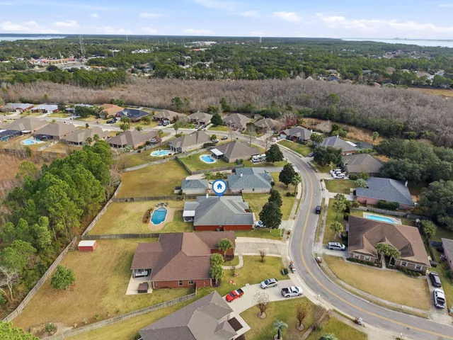 $660,000 | 1635 Woodlawn Way, Gulf Breeze, FL 32563