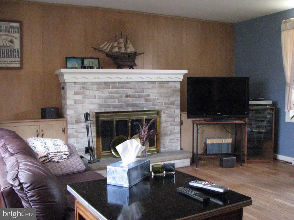 105 West Roseville Road Lancaster, PA 17601 - Photo 11 of 16 Gallery Image 11