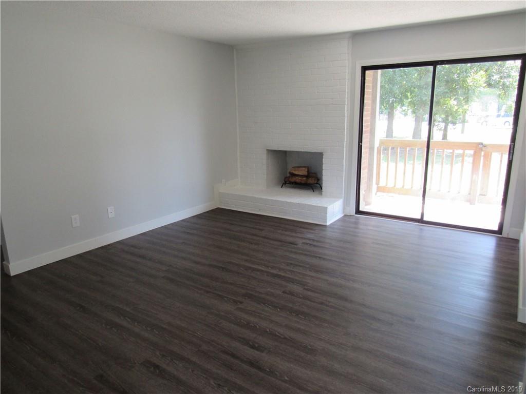 10919 Harrowfield Road Charlotte, NC 28226 - Photo 3 of 15