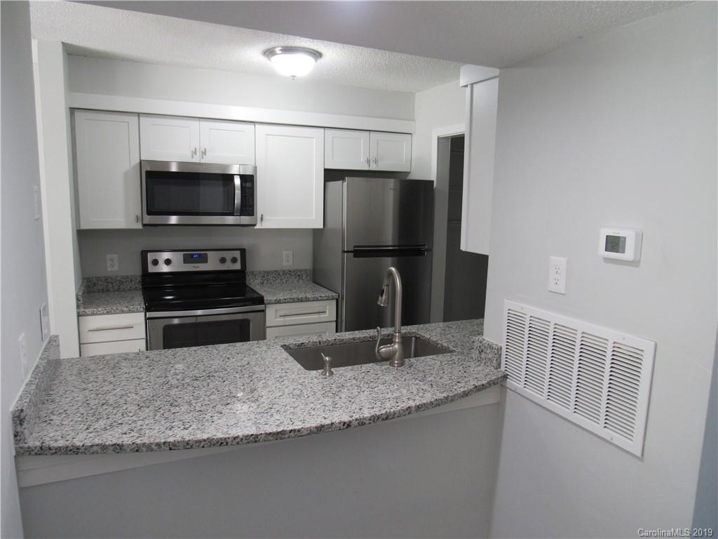 10919 Harrowfield Road Charlotte, NC 28226 - Photo 6 of 15