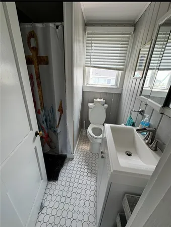 $2,500 | 6 Guenther Court, Narragansett, RI 02882