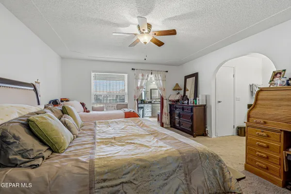 $449,000 | 1602 Waterfront Street, Anthony, NM 88021