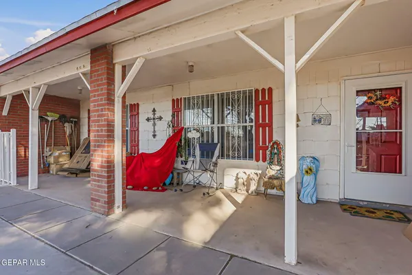 $449,000 | 1602 Waterfront Street, Anthony, NM 88021