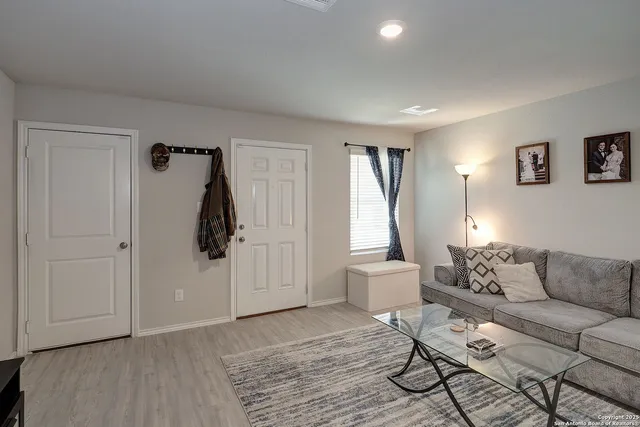 $1,450 | 13935 Mulch Court, San Antonio, TX 78252