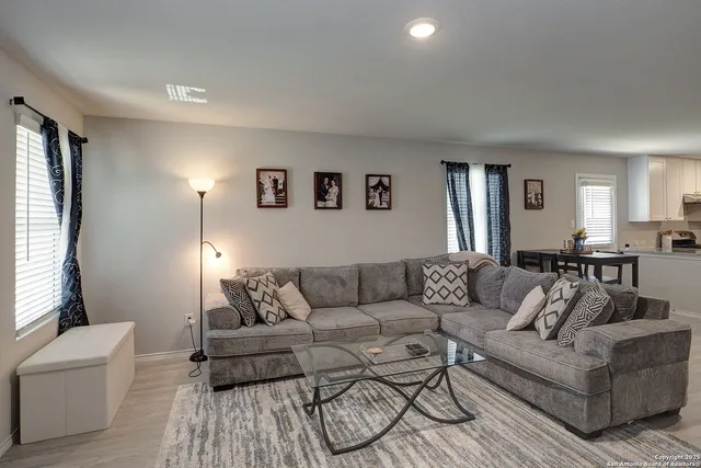 $1,450 | 13935 Mulch Court, San Antonio, TX 78252