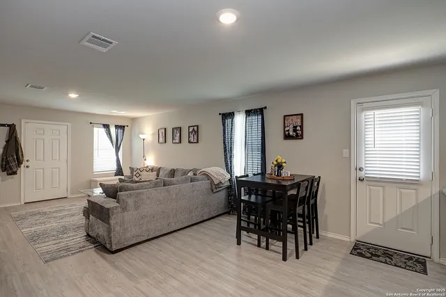 $1,450 | 13935 Mulch Court, San Antonio, TX 78252