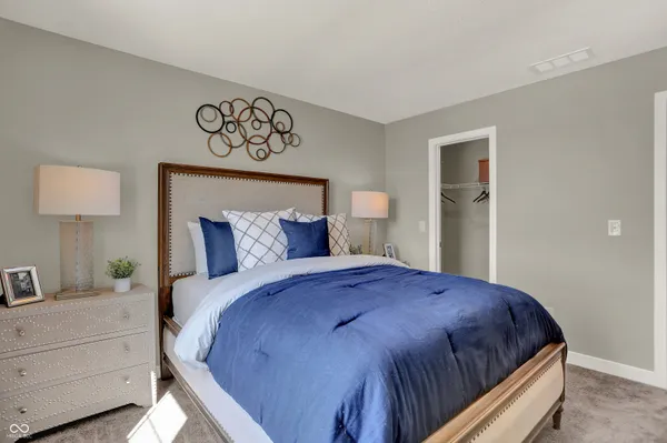 $537,885 | 1648 Vista Rdg N Drive, Greenwood, IN 46143