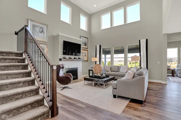 $537,885 | 1648 Vista Rdg N Drive, Greenwood, IN 46143