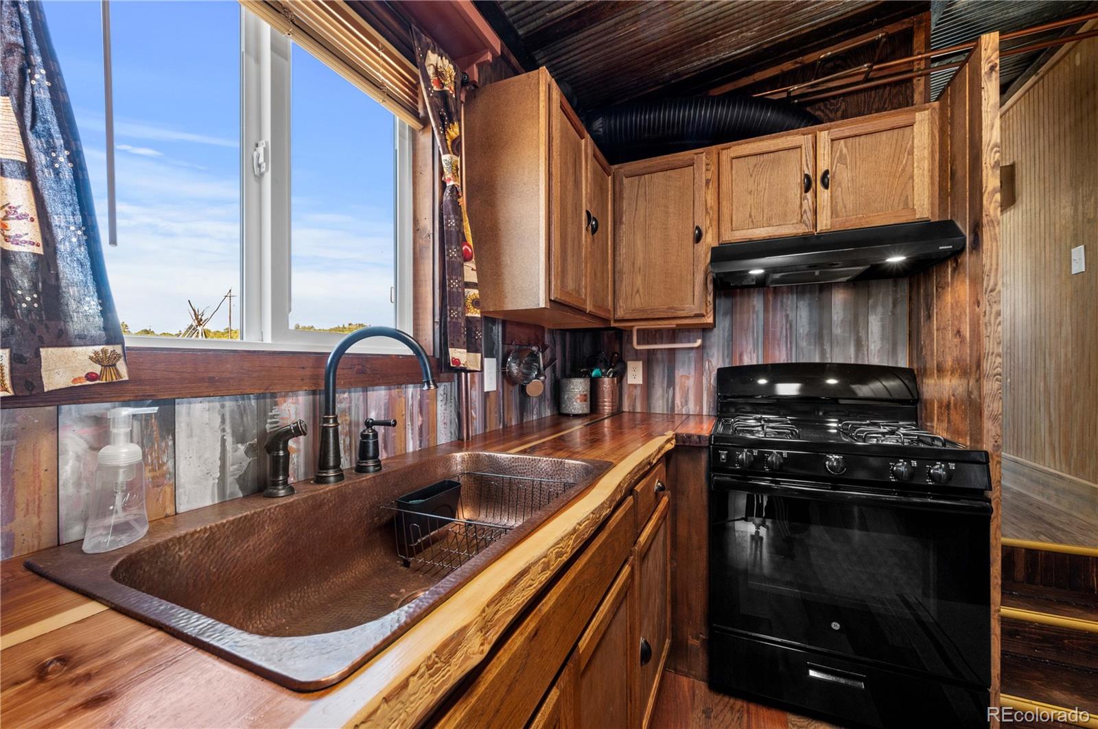 2426 Q Path Cotopaxi, CO 81223 - Photo 16 of 48