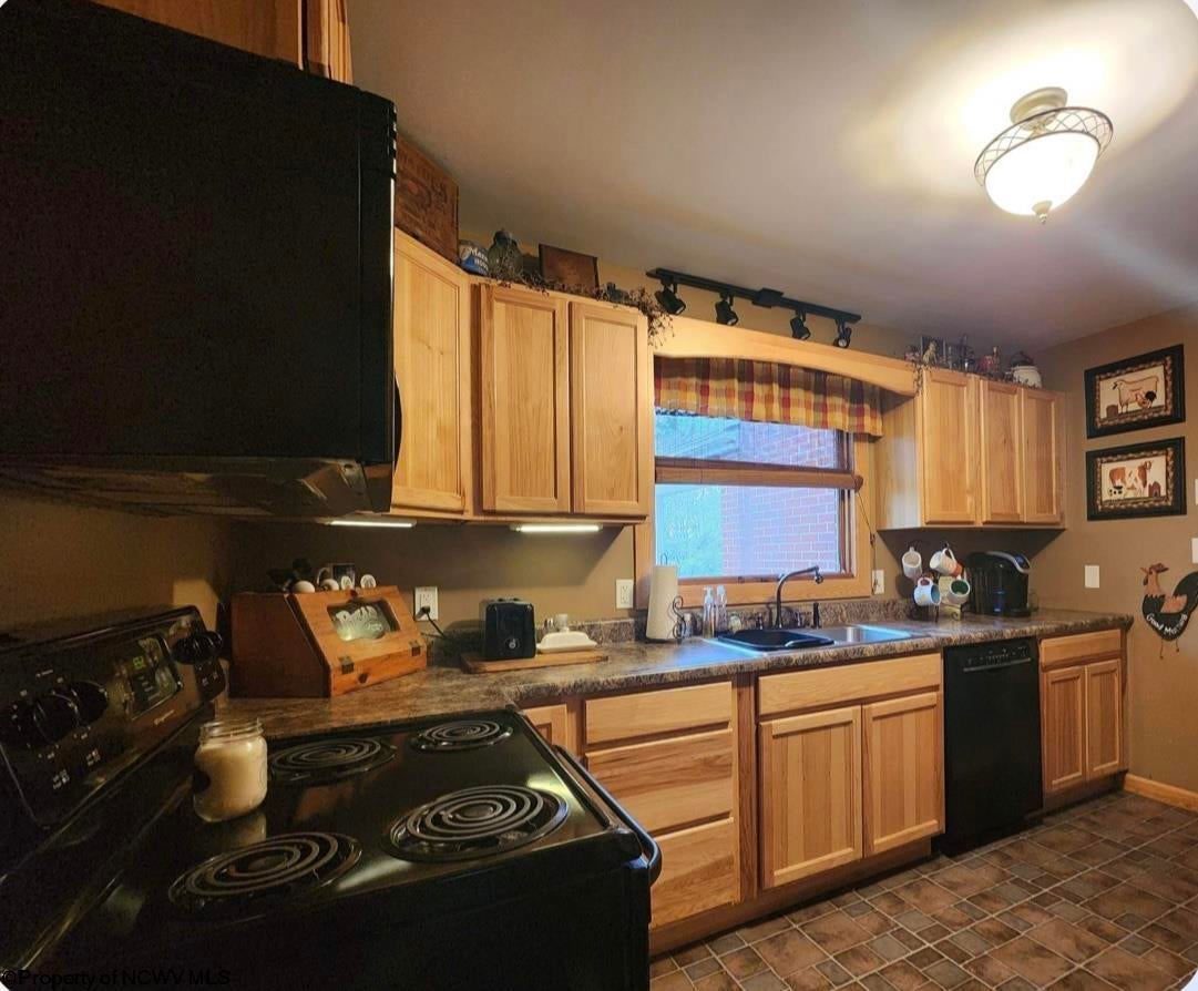 283 Norris Ridge Road Philippi, WV 26416 - Photo 16 of 30 Gallery Image 16