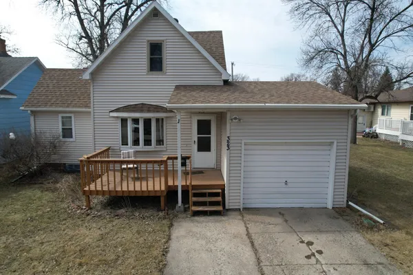 $160,000 | 323 10th Street North, Breckenridge, MN 56520