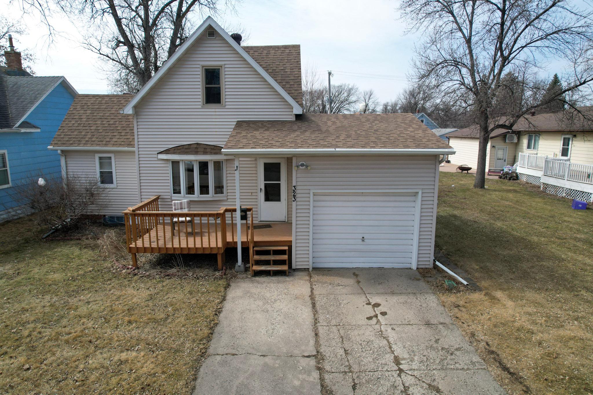 323 10th Street North Breckenridge, MN 56520 - Photo 2 of 25