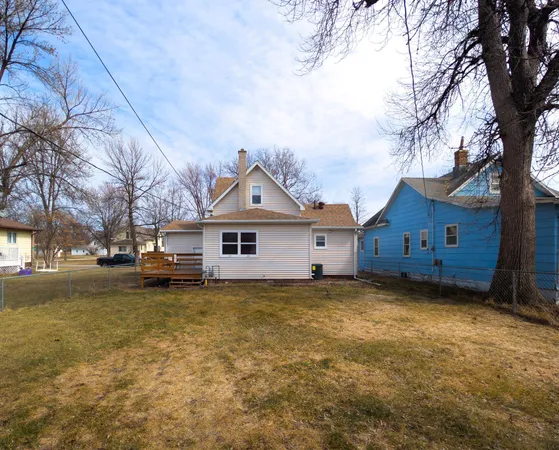 $160,000 | 323 10th Street North, Breckenridge, MN 56520