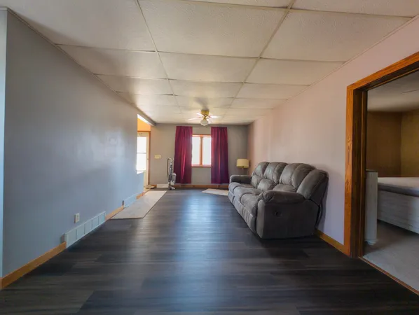 $160,000 | 323 10th Street North, Breckenridge, MN 56520