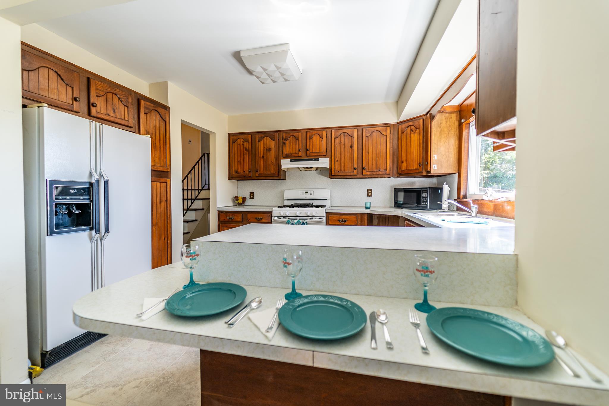 8 Walton Road Mount Holly, NJ 08060 - Photo 4 of 16