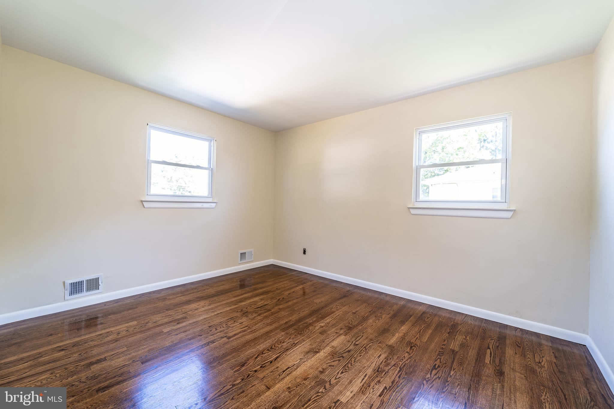 8 Walton Road Mount Holly, NJ 08060 - Photo 7 of 16