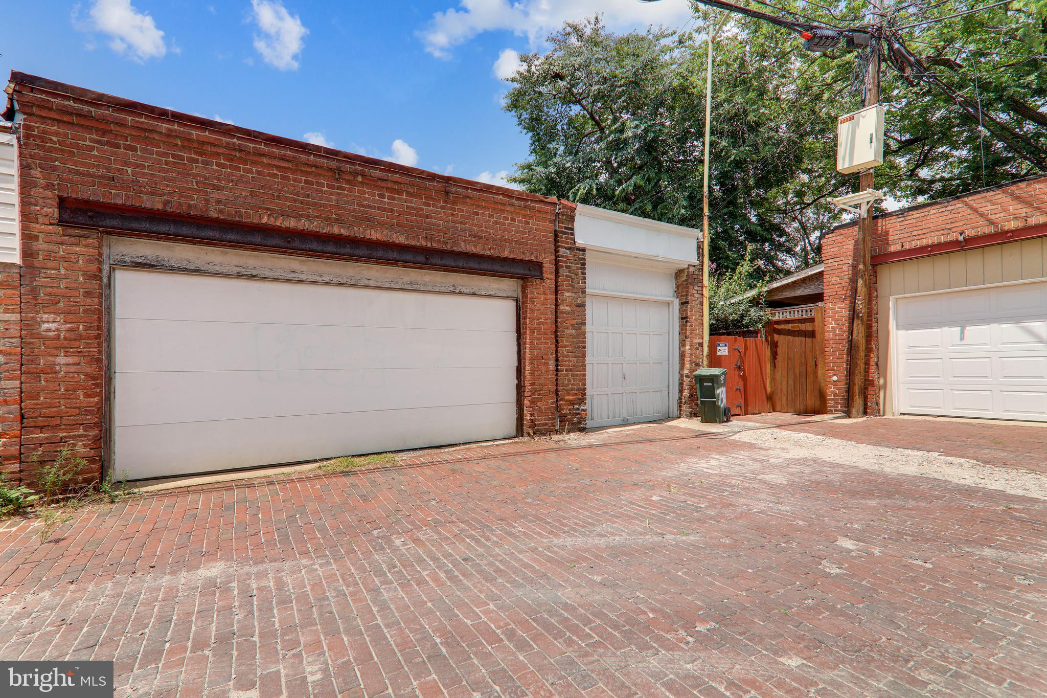 734 13th Street Southeast Washington, DC 20003 - Photo 9 of 12 Gallery Image 9