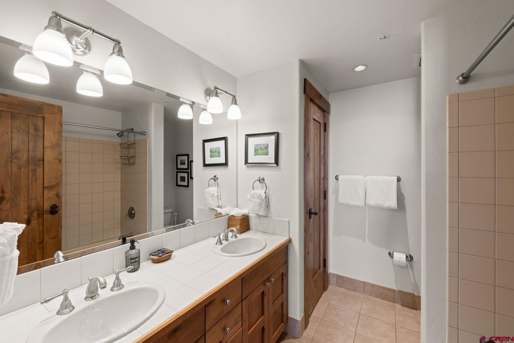 14 Hunter Hill Road, Unit A203 Crested Butte, CO 81225 - Photo 13 of 38