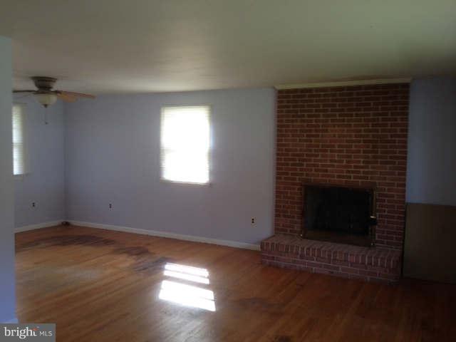3629 Valley Road Ellicott City, MD 21042 - Photo 5 of 8 Living Room