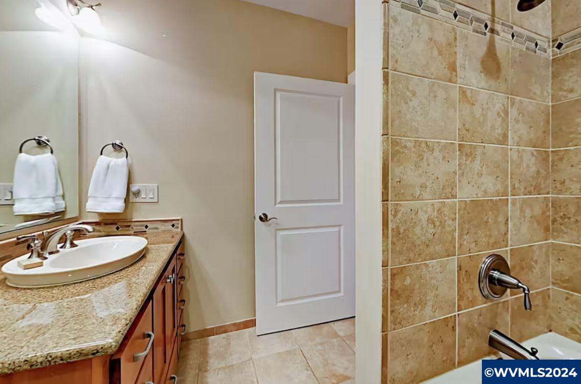 1125 Northwest Spring Street Newport, OR 97365 - Photo 18 of 24