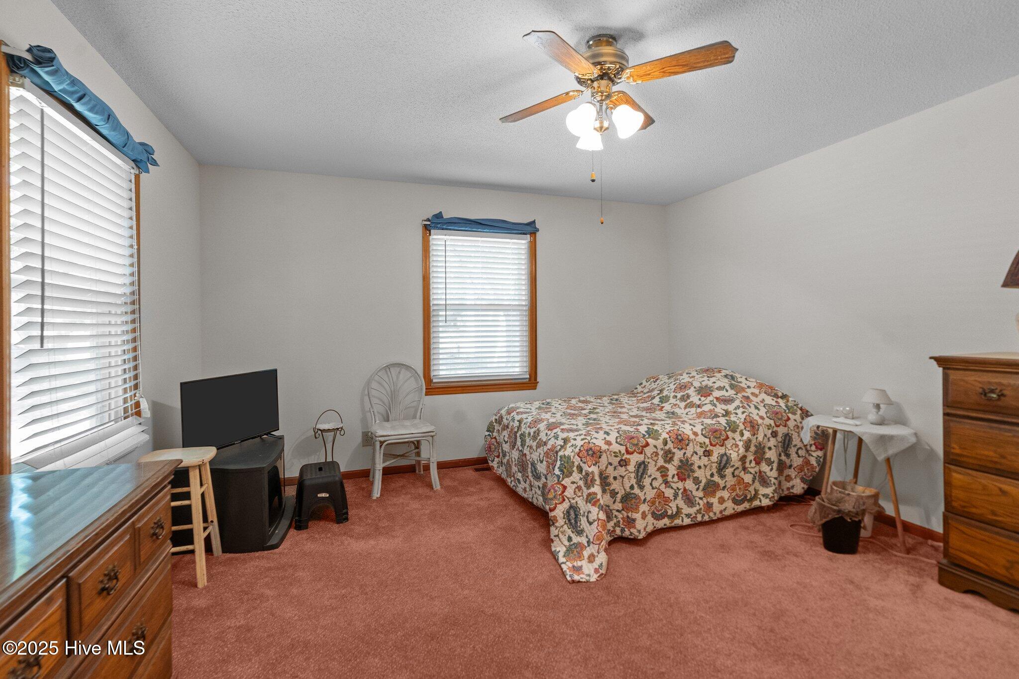 1224 Kings Landing Road Hampstead, NC 28443 - Photo 23 of 32 23-web-or-mls-DSC08858