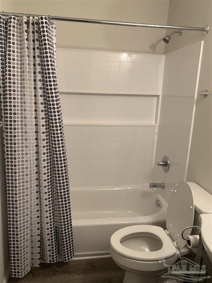 201 Pensacola Beach Road, Unit B10 Gulf Breeze, FL 32561 - Photo 9 of 18