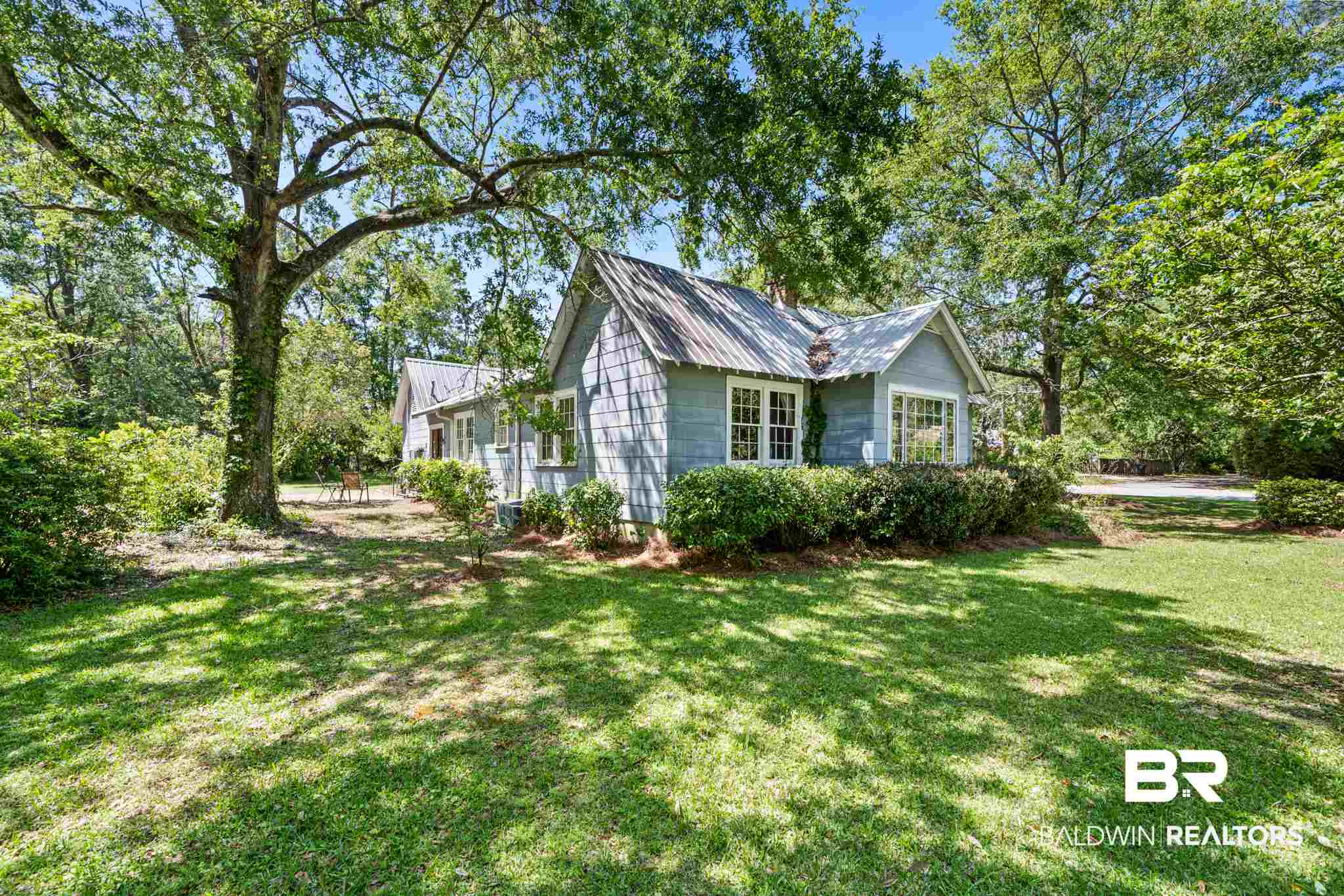 406 Nichols Avenue Fairhope, AL 36532 - Photo 22 of 24 Side Yard